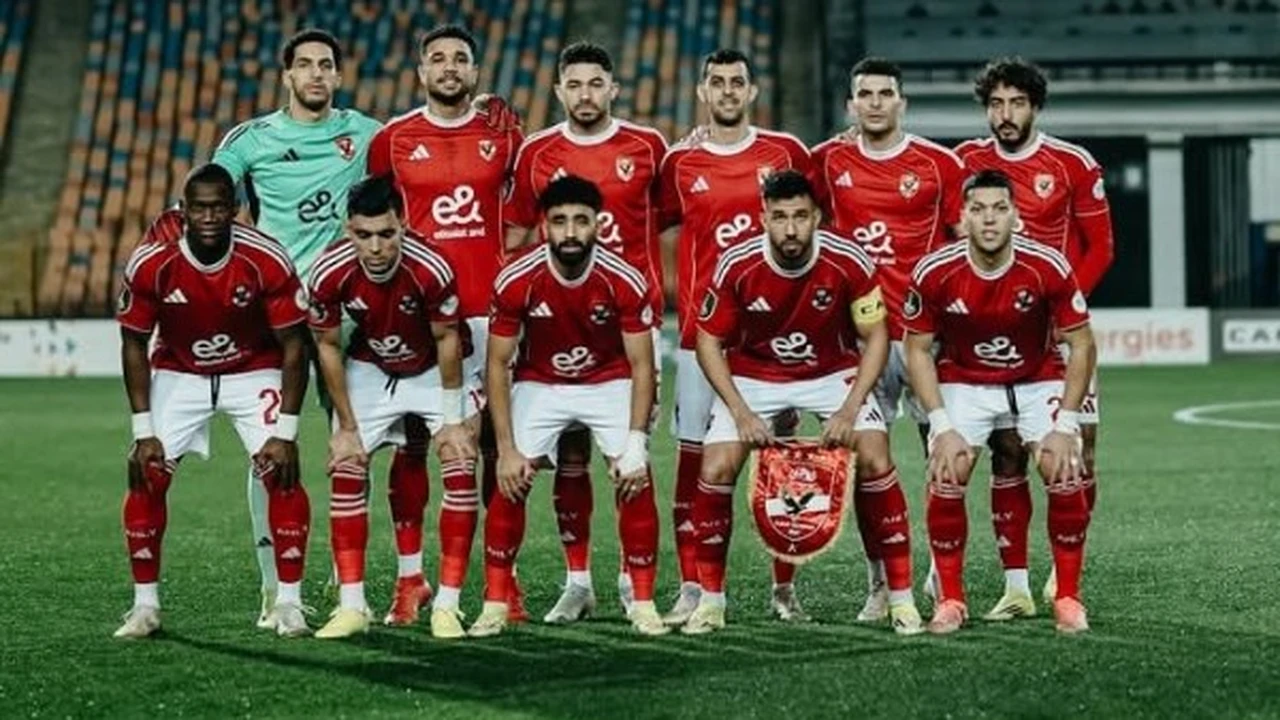 تعديل موعد المواجهة المرتقبة بين الأهلي وسيراميكا كليوباترا ضمن منافسات الدوري المصري